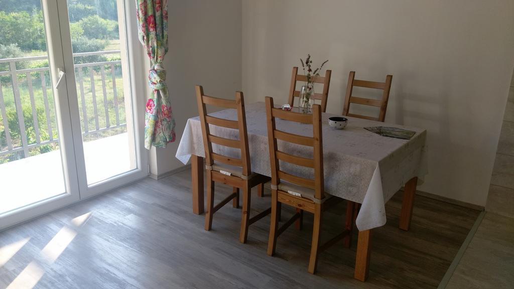 סקארדין Apartments Sadina מראה חיצוני תמונה