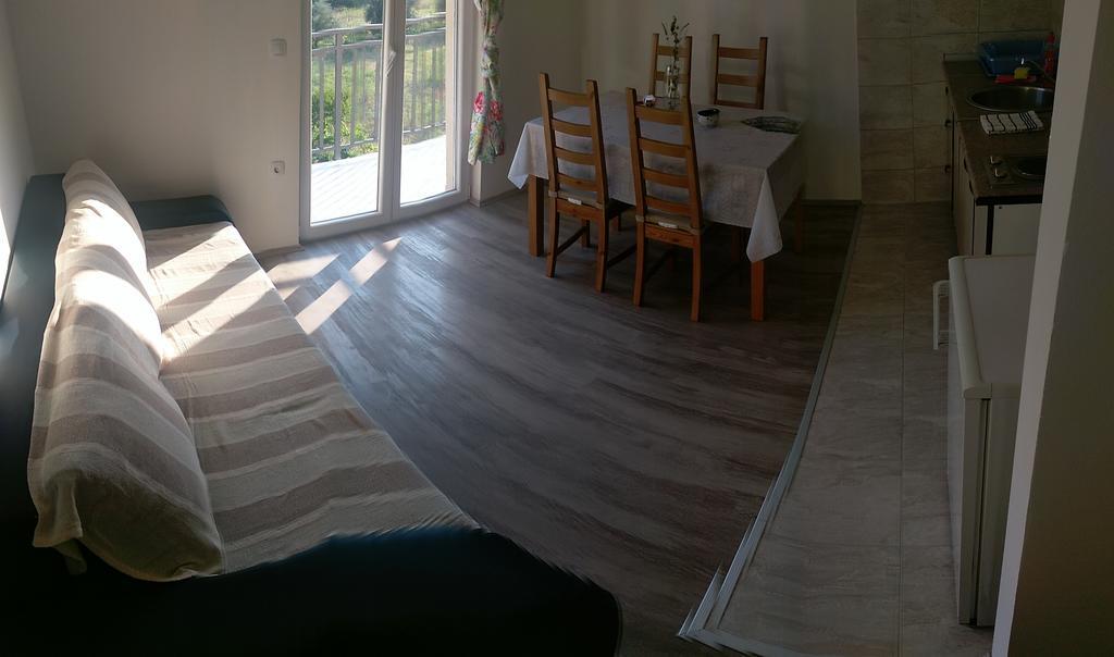 סקארדין Apartments Sadina מראה חיצוני תמונה