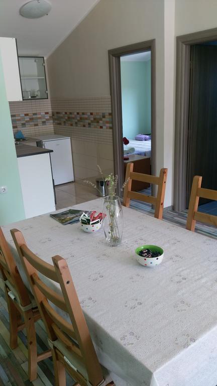 סקארדין Apartments Sadina מראה חיצוני תמונה