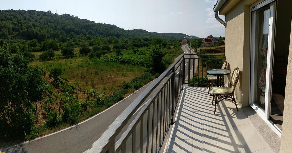 סקארדין Apartments Sadina מראה חיצוני תמונה